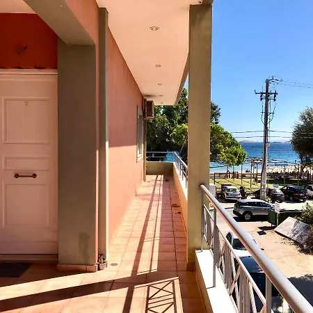 Chloe's Sunrise Beach House Casa vacanze Atene