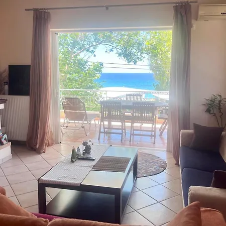 Chloe's Sunrise Beach House Athens